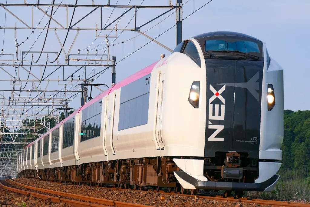JR pass - a picture of a Narita Express train